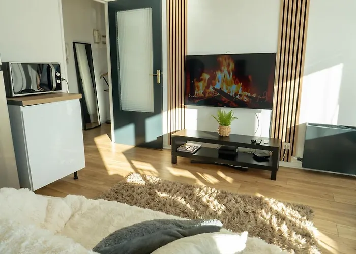 Centre Congres Et Parking Gratuit * Нанси