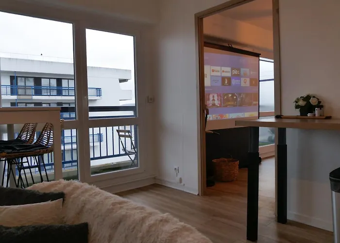 Centre Congres Et Parking Gratuit Апартаменты Нанси